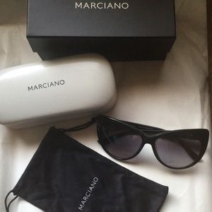 Guess by Designer Marciano Sunglasses Cat Eye Style Sunglasses New NIB NWT